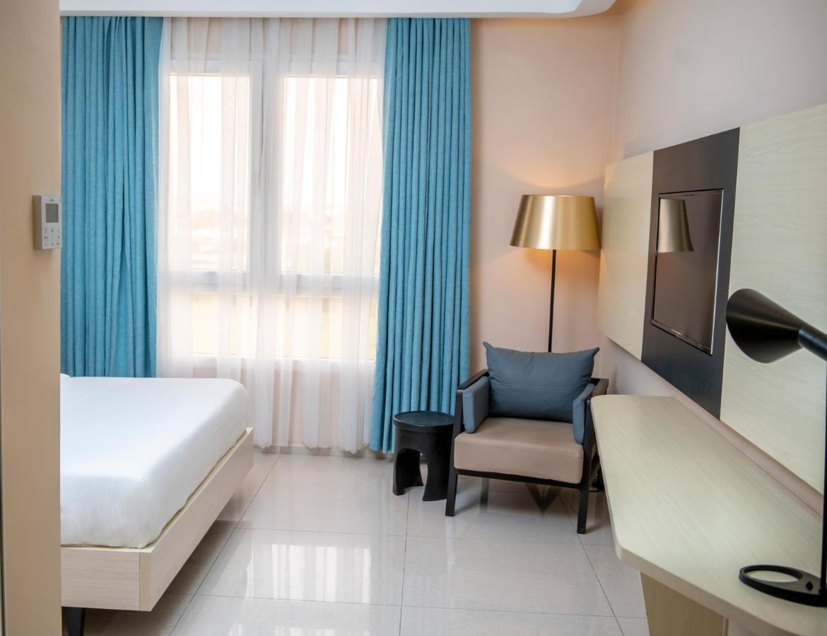 Best Western Plus Soaho Douala Airport ภายนอก รูปภาพ