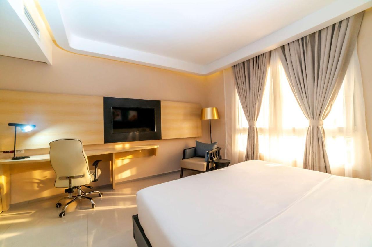 Best Western Plus Soaho Douala Airport ภายนอก รูปภาพ