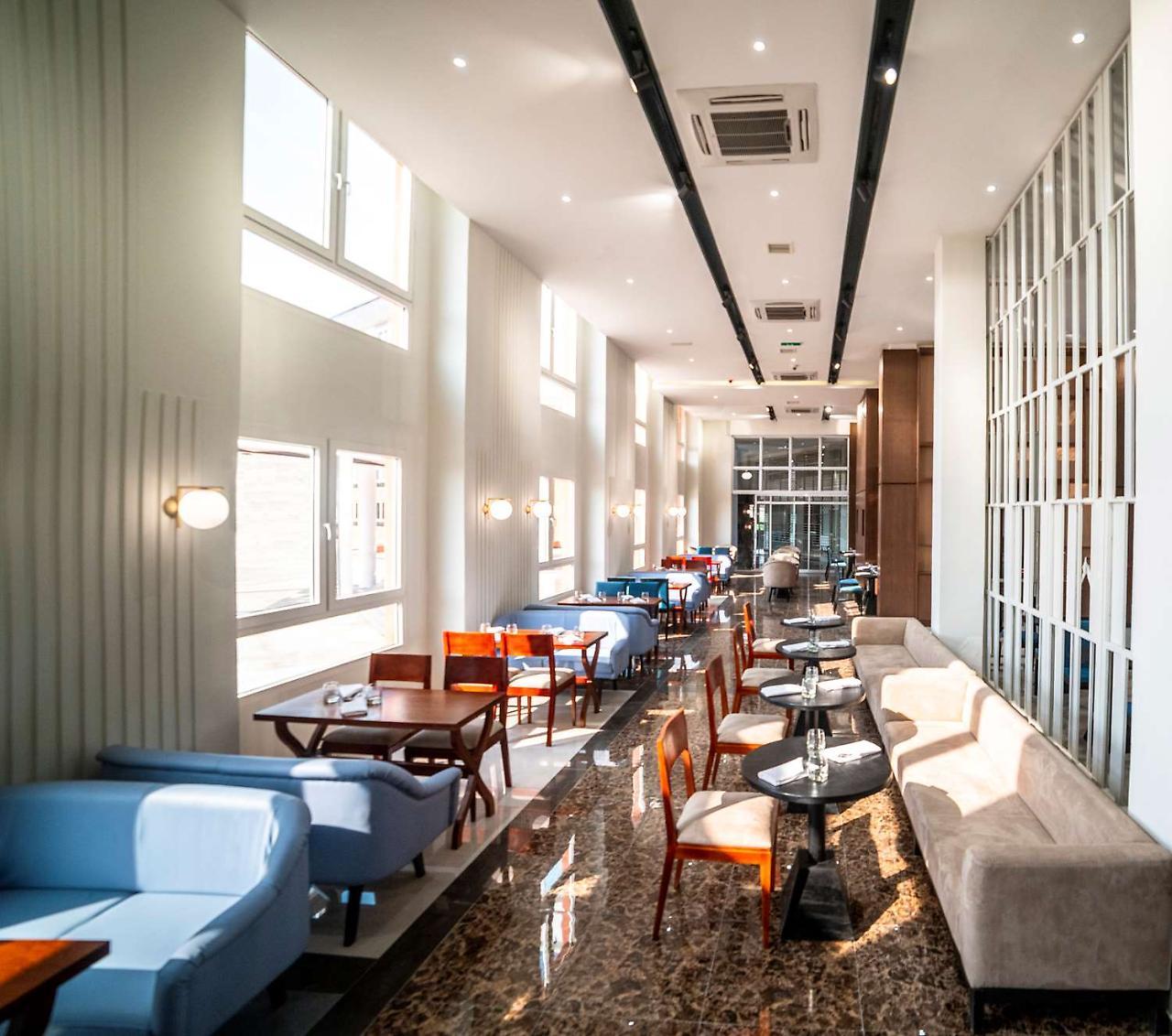 Best Western Plus Soaho Douala Airport ภายนอก รูปภาพ