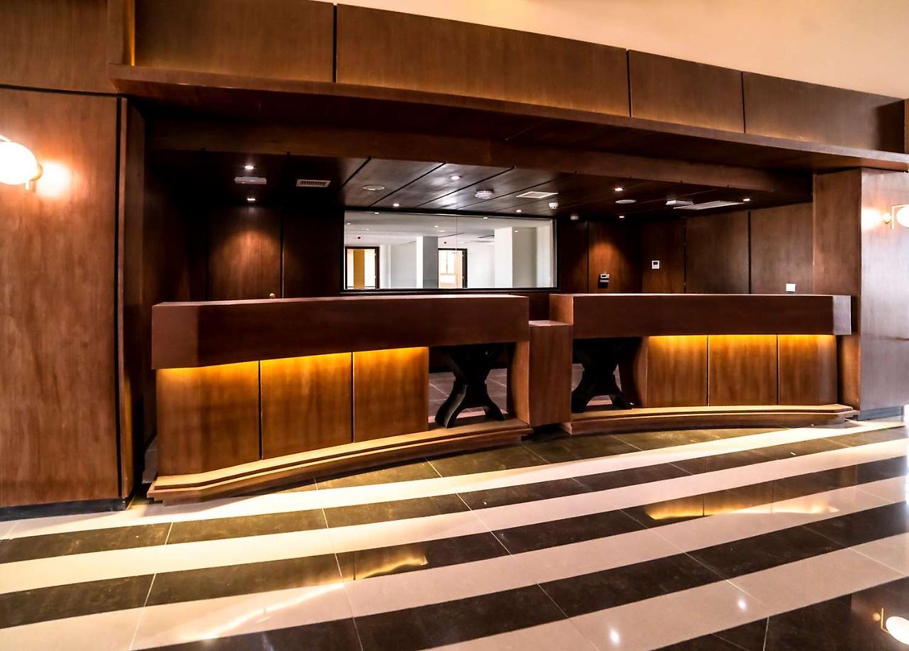 Best Western Plus Soaho Douala Airport ภายนอก รูปภาพ
