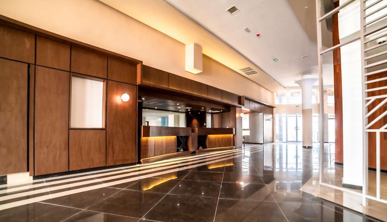Best Western Plus Soaho Douala Airport ภายนอก รูปภาพ