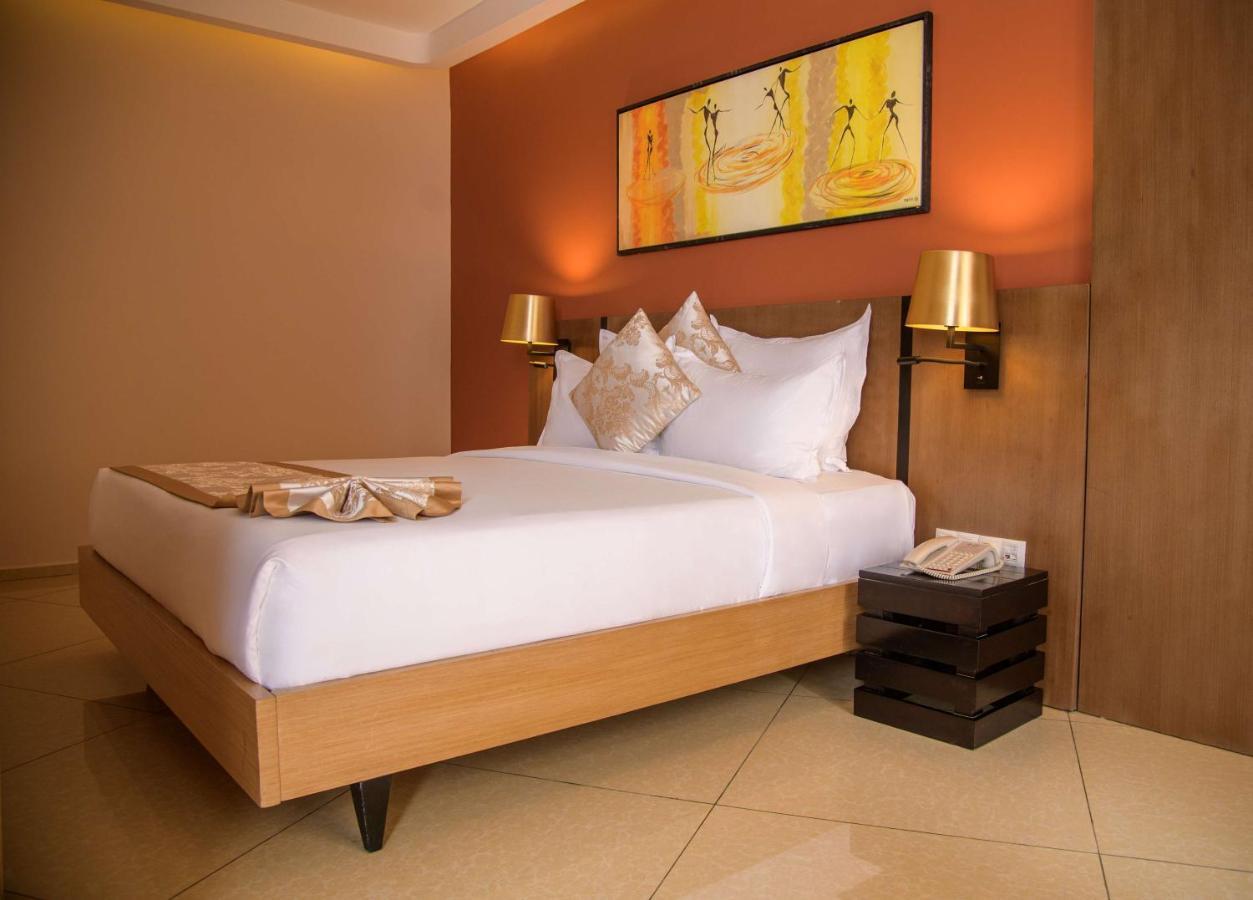 Best Western Plus Soaho Douala Airport ภายนอก รูปภาพ