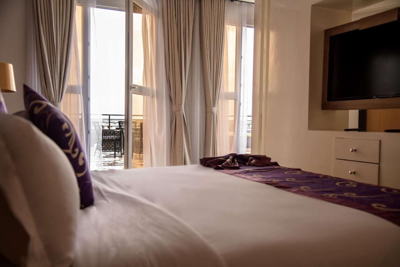 Best Western Plus Soaho Douala Airport ภายนอก รูปภาพ