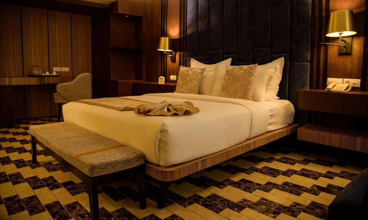 Best Western Plus Soaho Douala Airport ภายนอก รูปภาพ